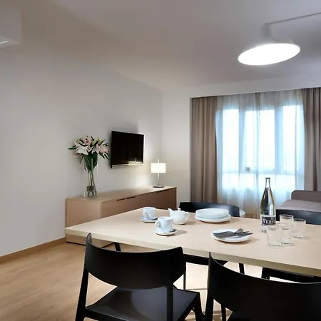 Apartaments Sb Corona Tortosa Exterior photo